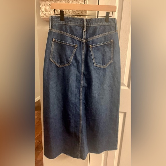 NWT High-Waisted Split-Front Cut-Off Non-Stretch Jean Maxi Skirt for Woman - 8 - Picture 7 of 9